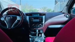 نيسان نافارا